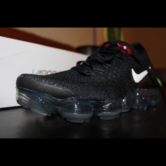 Nike Shoes - Nike vapormax